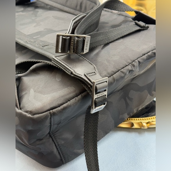 🆕 DIESEL 🧿 NWT Black Camo Nylon Backpack - Unisex - Picture 15 of 15